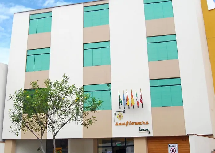 Hotel Sunflowers Inn
